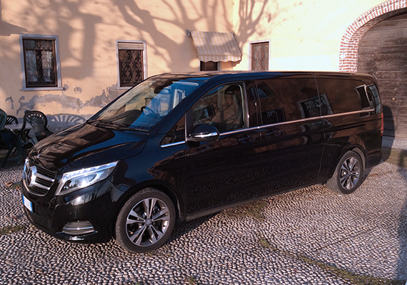 Taxi from & to Milan by Mercedes Viano